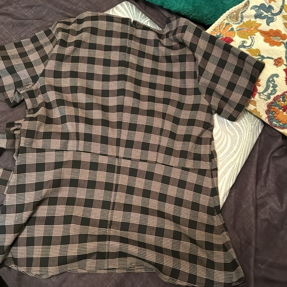 Blouse - Picture 6 of 8